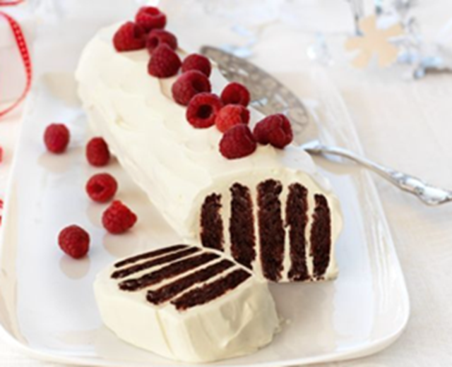 Christmas Cooking: Chocolate Ripple Cake